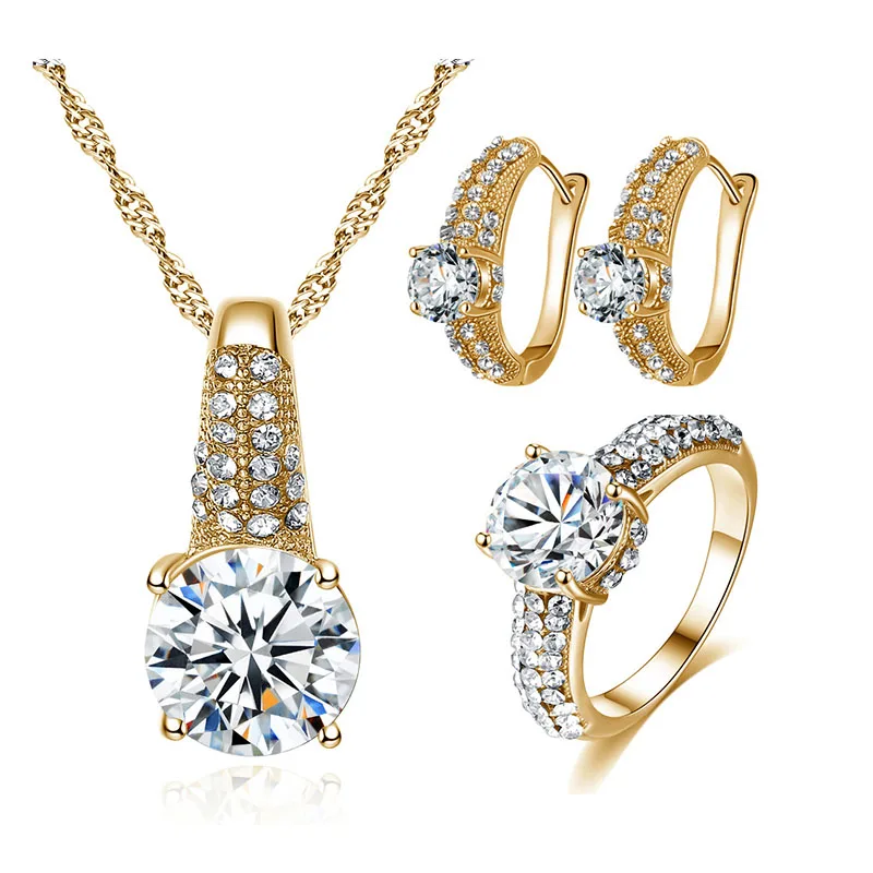 Ювелирные украшения с бриллиантами